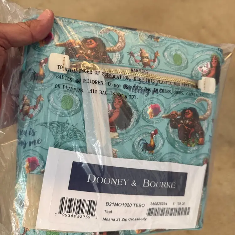 Downey & Bourke Disney Moana 21”  Zip Crossbody