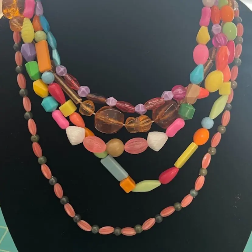 5 Strands Of Vintage Plastic Mardi Gras Beads