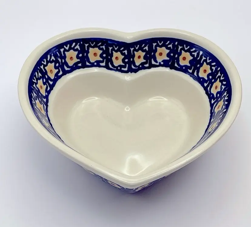 Boleslawiec Polish Pottery, Heart Shaped, 6” Ceramic Bowl, Sticker, Maker’s Mark