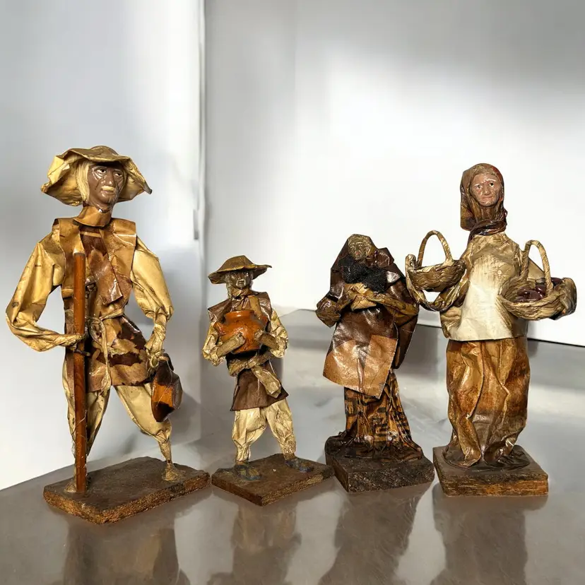 VTG Lot Of Mexican Folk Art Paper Mache 2 Woman 2 Man Figurine Made In Mexico