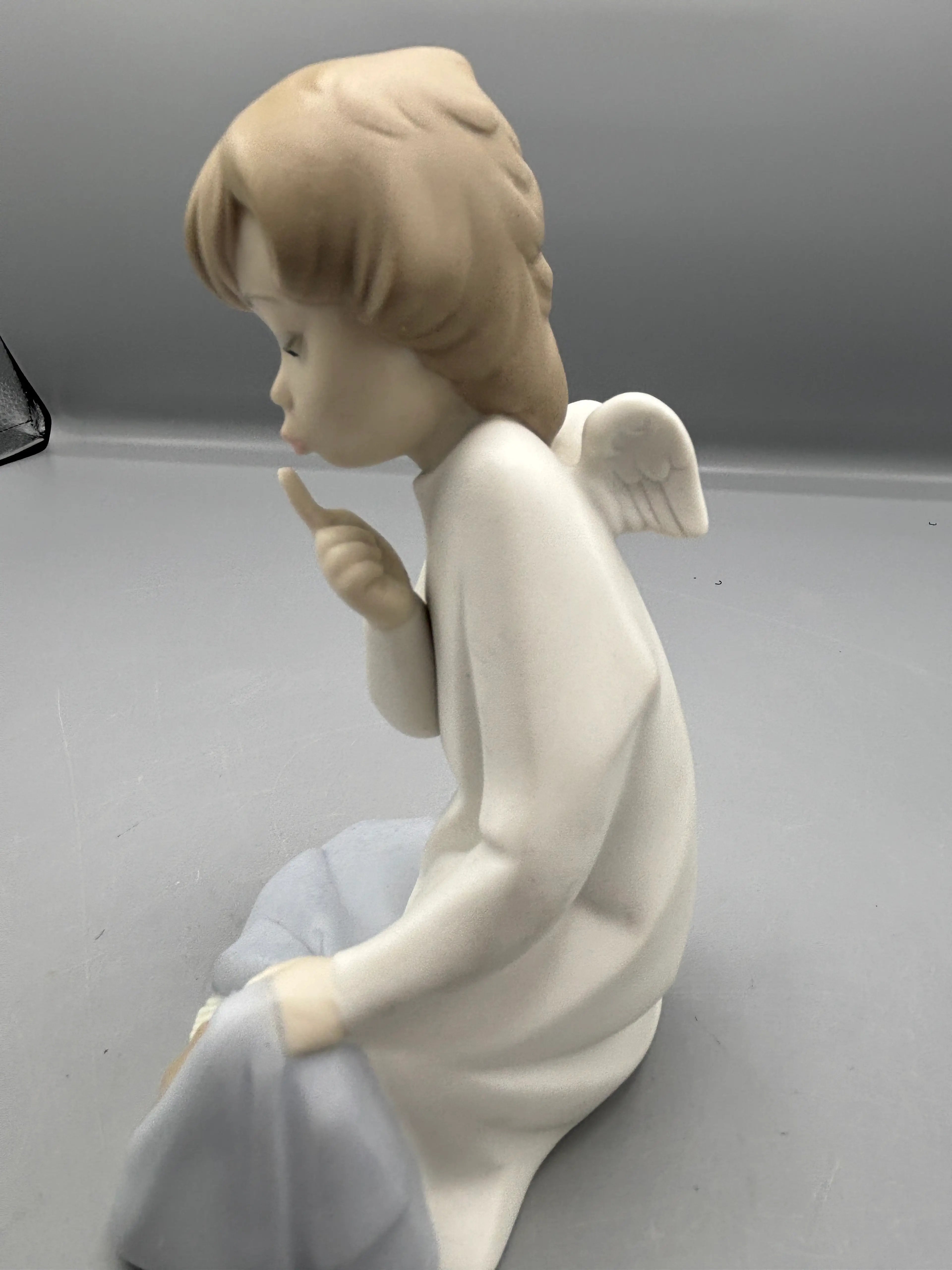 Image 4 of 5