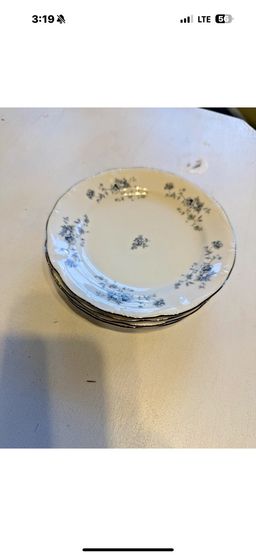 JOHANN HAVILAND Bavaria Germany Blue Garland Set of 4 - 6" Bread & Butter Plates