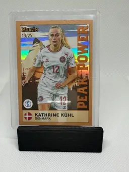2025 Topps Merlin UEFA Women's Euro Peak Power Katherine Kuhl /25