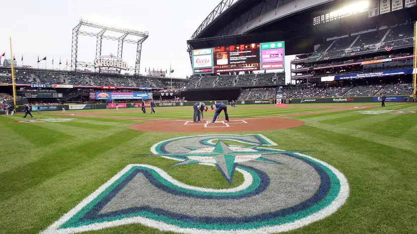 Seattle Mariners baseball card breaks and collector community