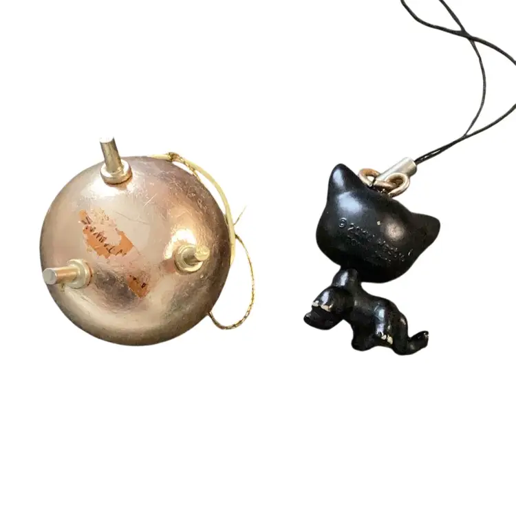 Mini Metal Cauldron And Littlest Pet Shop Black Cat Charm
