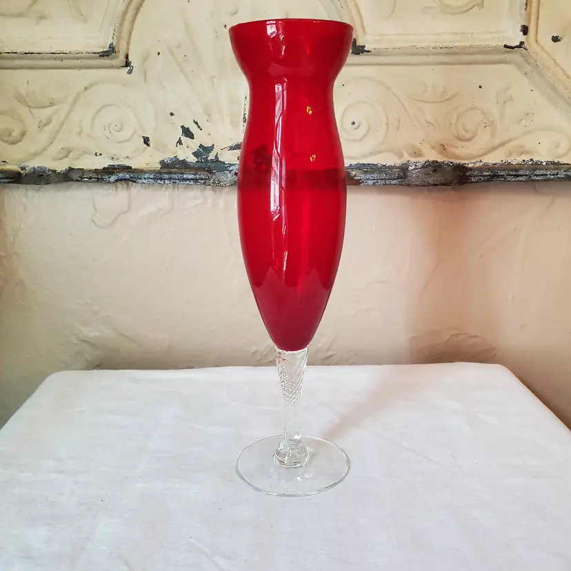 Ruby Glass Bud Vase Twisted Stem