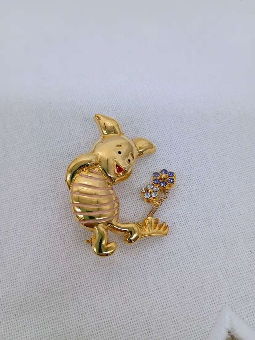Vintage Disney Winnie the Pooh and Friends A.A. Milne Piglet Gold Tone Pin Brooch Wiggle Flowers