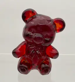 Vintage Boyd’s Glass “Fuzzy” 
Bear Ruby 1987 Cadmium Glow