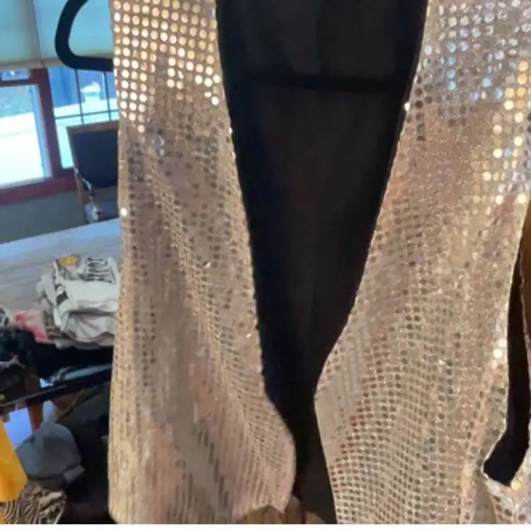 Vest Reversible Silver Black Sequined Vest Apx 24” PTP
