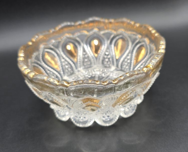 Antique Pressed Glass Bowl with Gold Accents – Teardrop & Beaded Motif – Scalloped Rim
