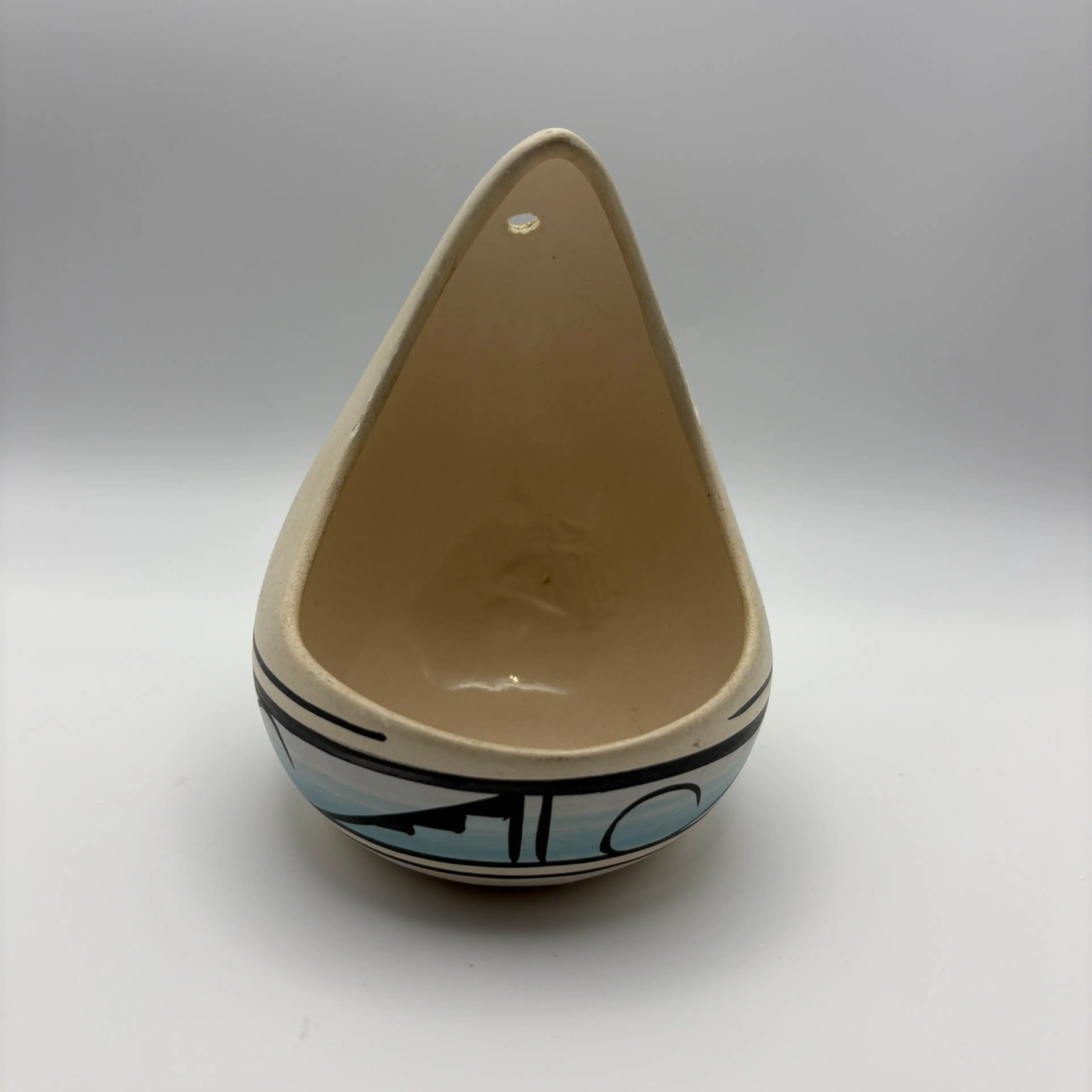 Image 3 of 6