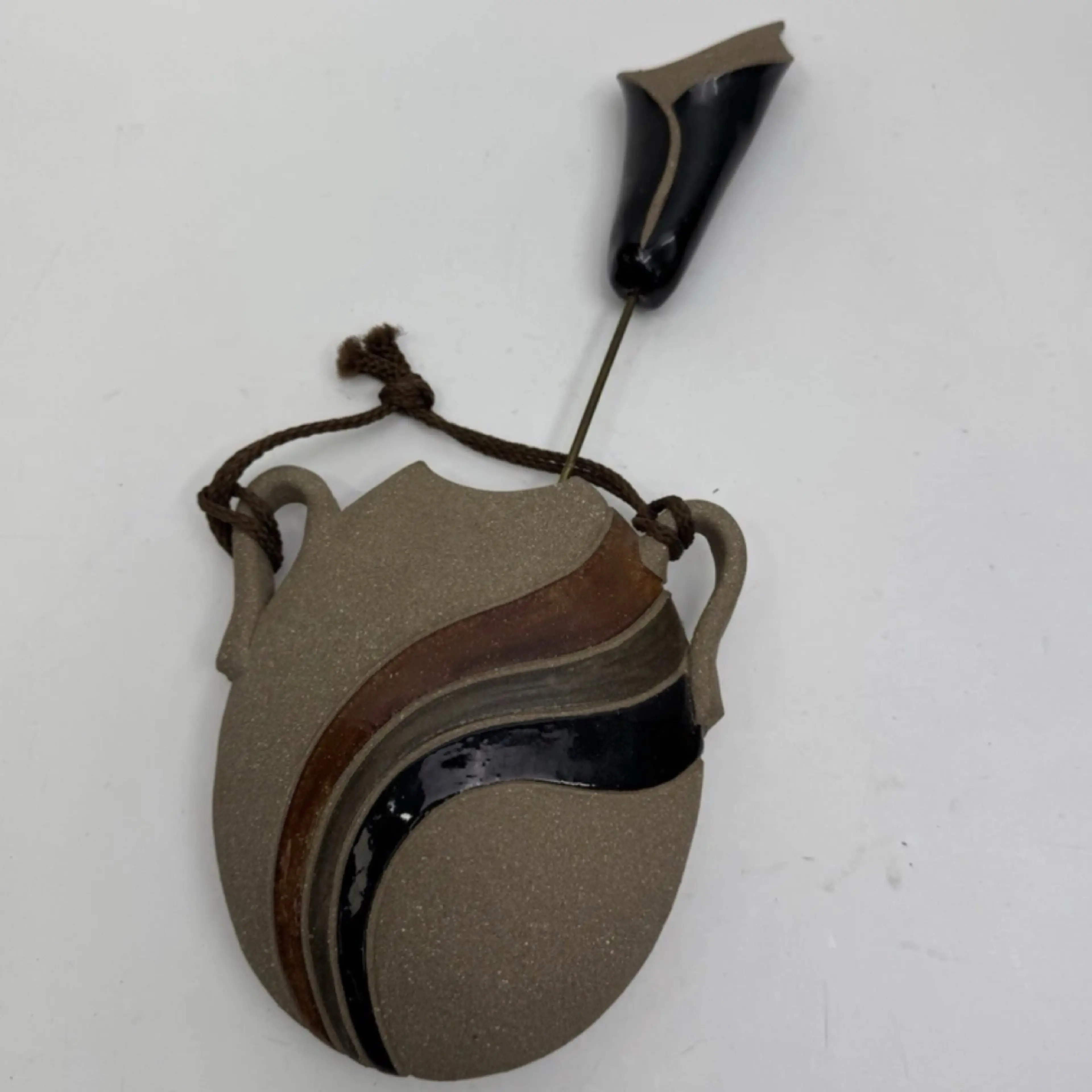 Image 2 of 12