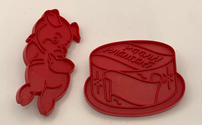 Vintage Tupperware Cookie Cutters. Happy Birthday Cake And Shy Pig.