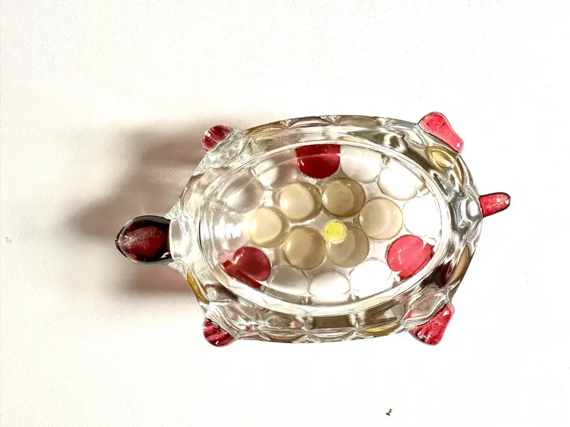 Westmoreland Thousand Eye Turtle Flashed Crystal Trinket or Cigarette Box Original Sticker Tobacciana