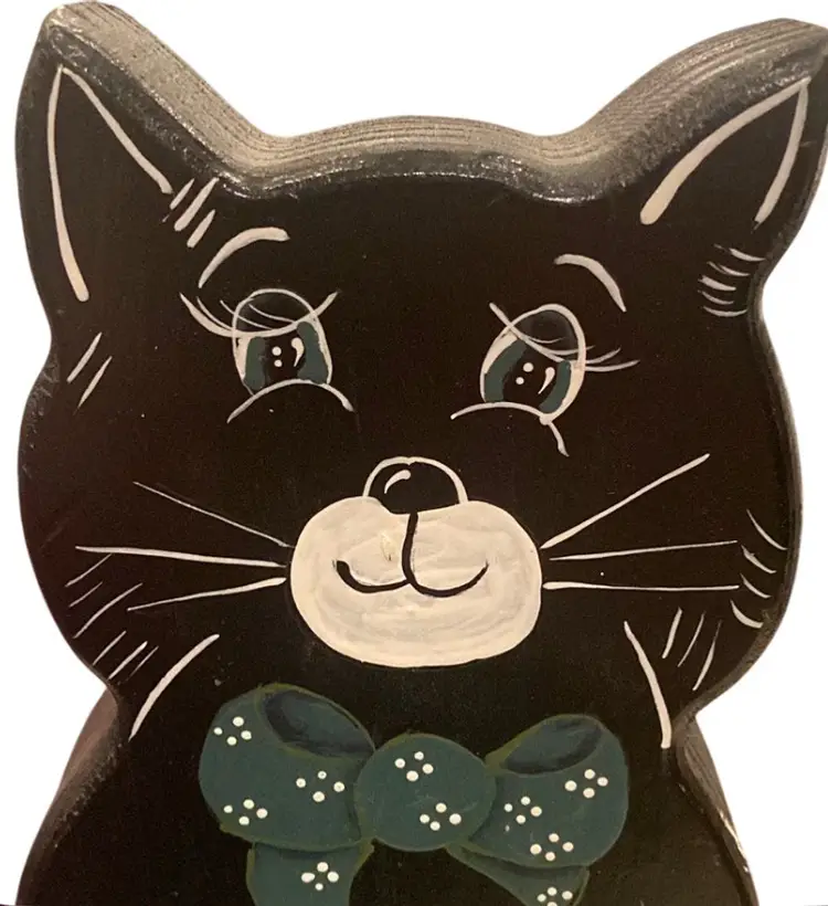 Vtg Hand Carved Hand Painted Wooden Black Cat 10” Figurine Folk Art Posable 🐈‍⬛
