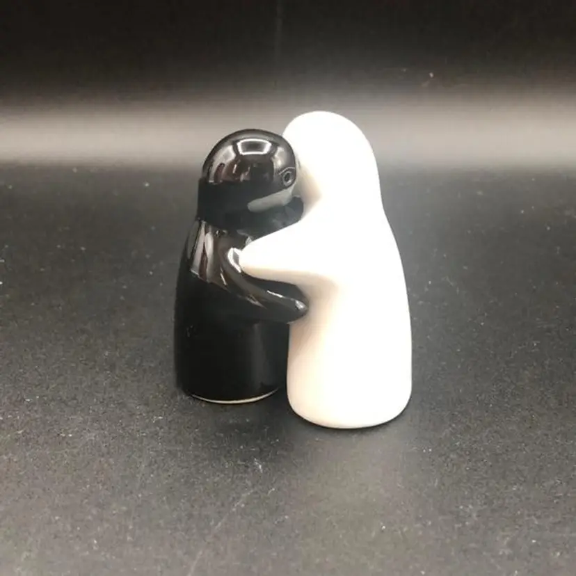 Hugging Ghost Salt and Pepper Shakers Home Trends Black and White