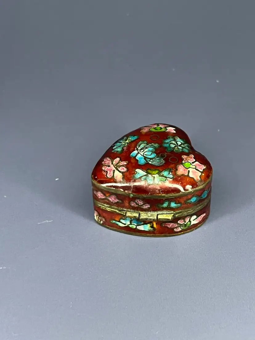 Vintage Cloisonne Enamel HEART Trinket Box With Flowers  Valentines Sale!