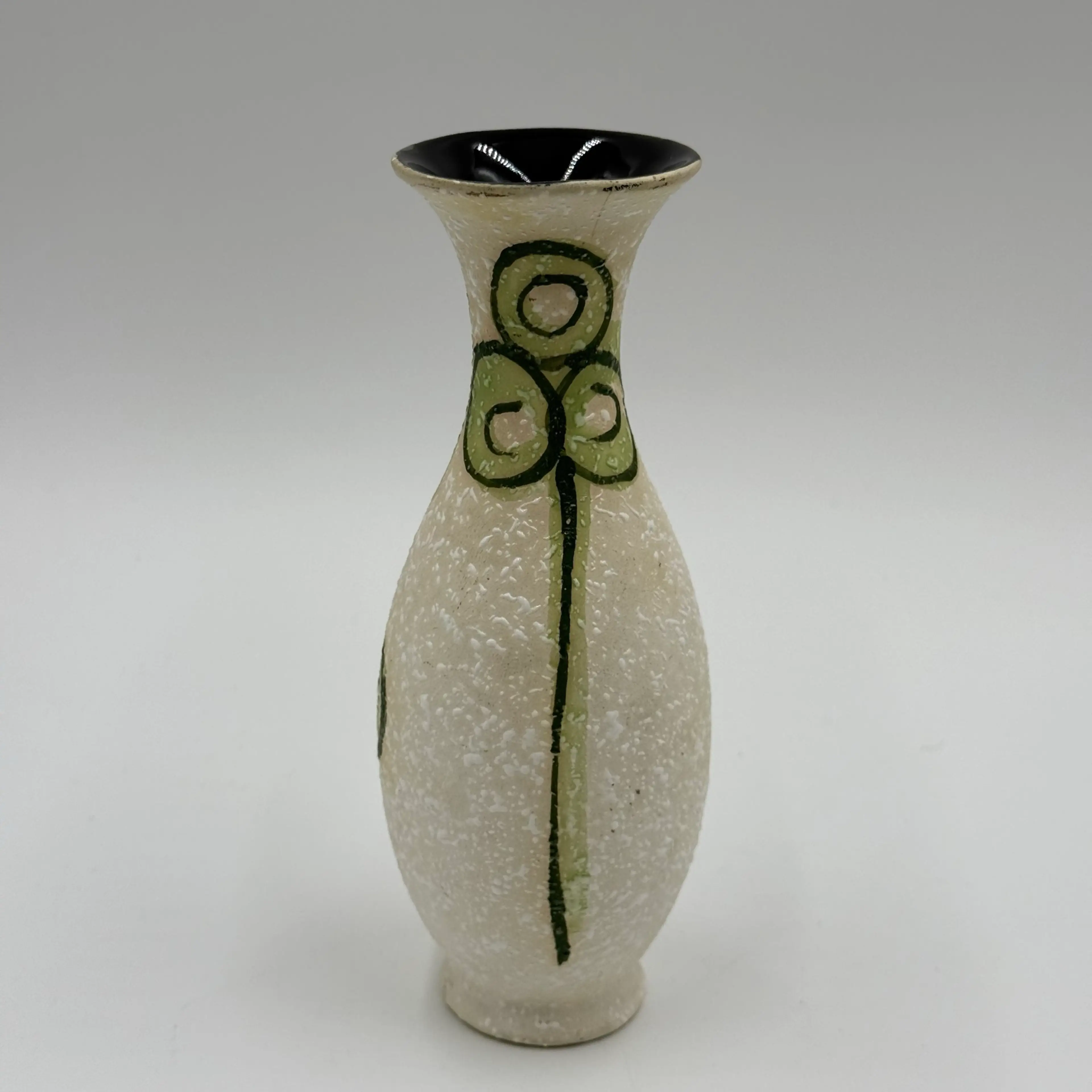 Image 2 of 12