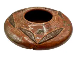 Signed Gunn Ginn Vintage Studio Art Pottery Vase Rust Orange Stoneware Leaves 6”