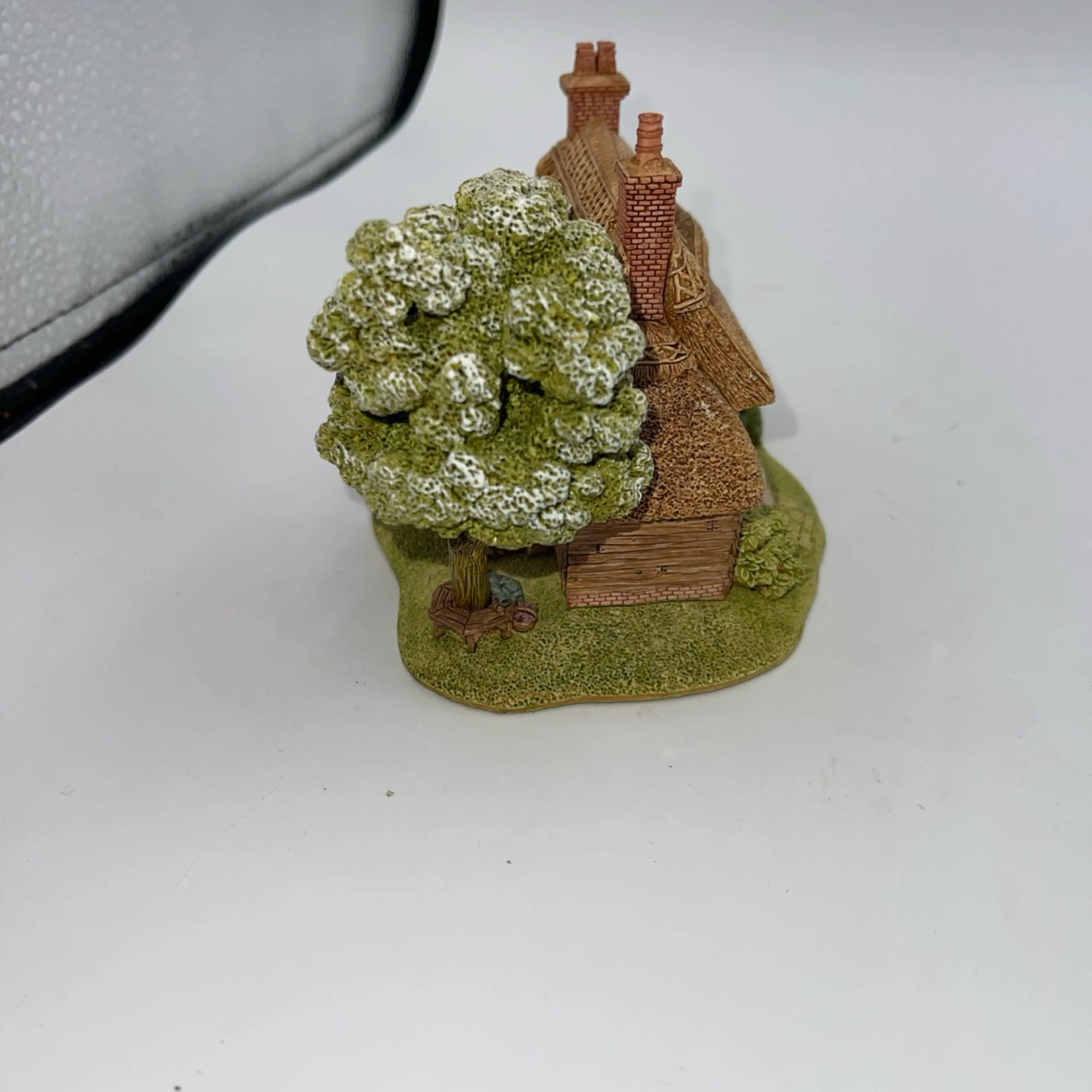 Image 5 of 9