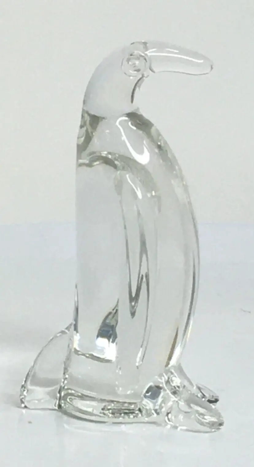 DCB David C. Beaubien 1996 Clear Art Glass Penguin Figurine