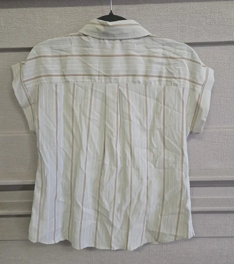 Women's Pinstripe Short Cuff Sleeve Button Down Top Size Small