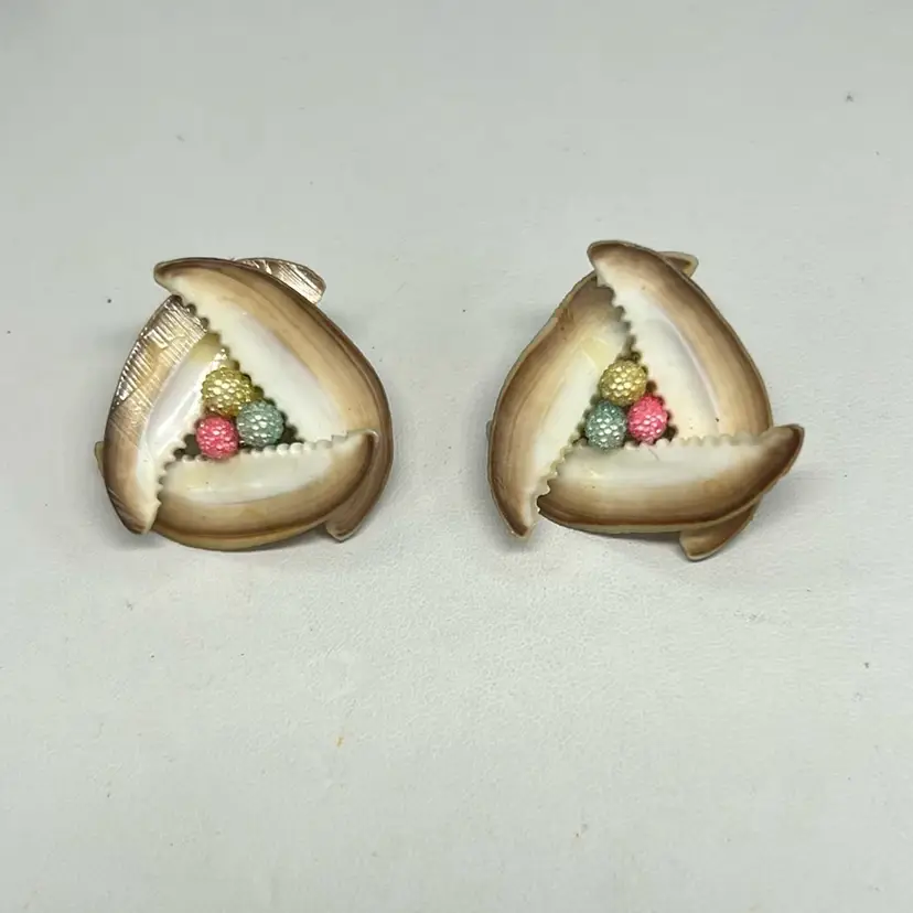 Hawaiian Shell Earrings