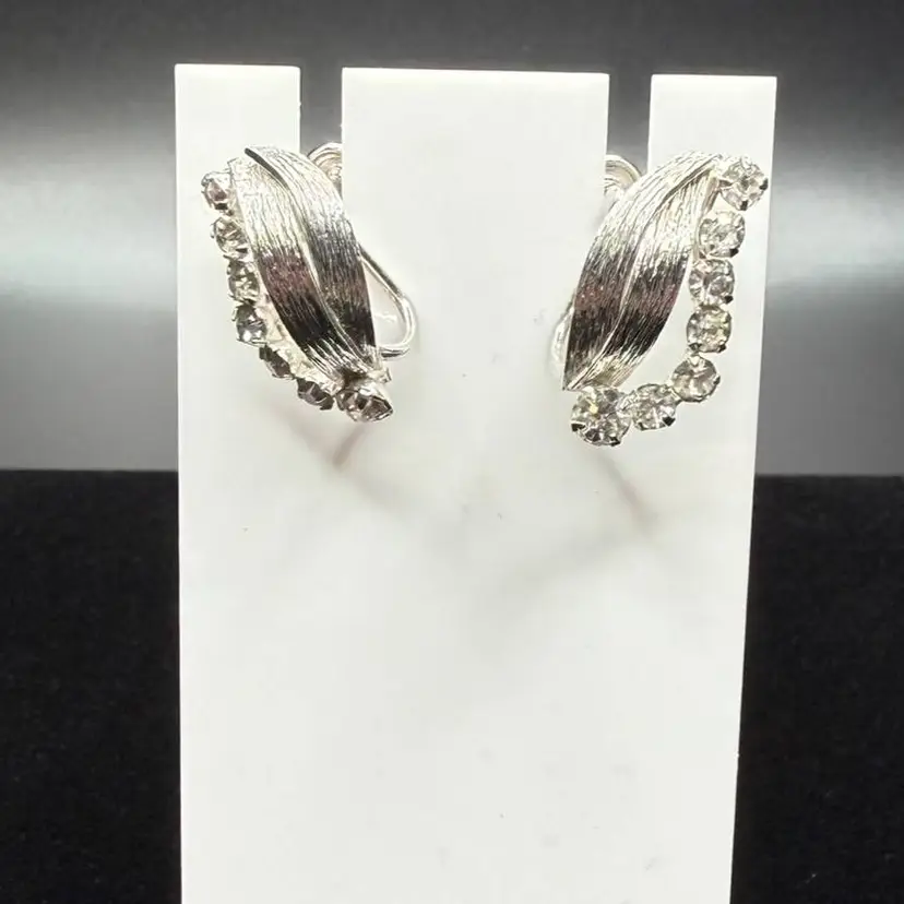 VTG TK Tru Kay Sterling Silver Rhinestone Screwback Earrings Signed Beautiful