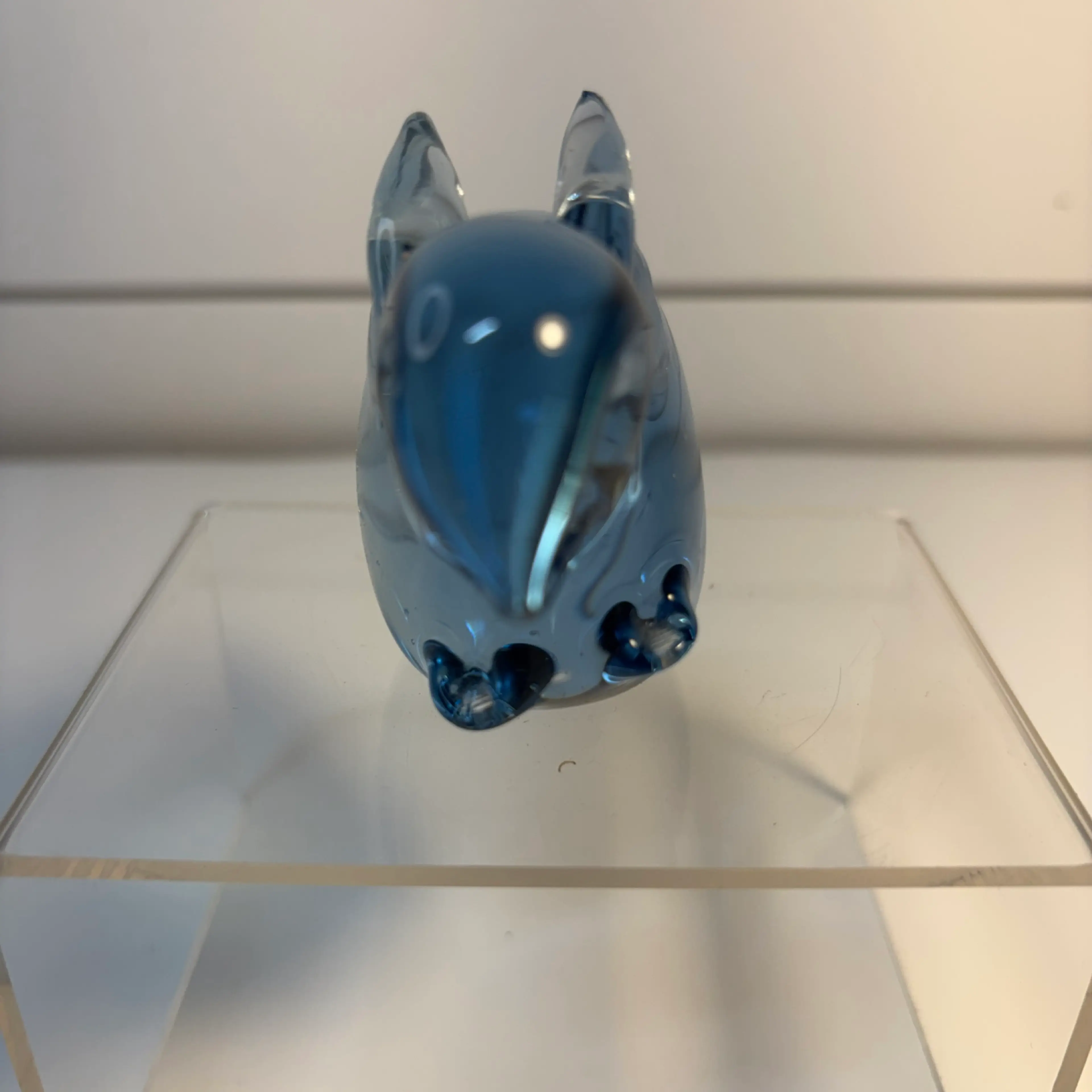 Image 2 of 6