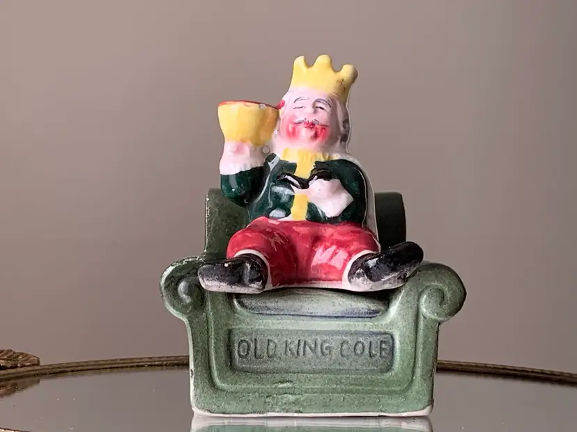 Vintage Old King Cole Salt And Pepper Shakers 