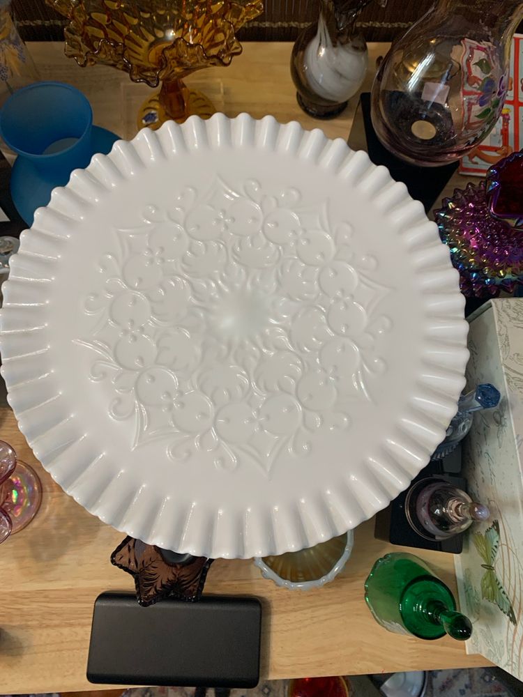 Fenton Spanish Lace Cake Stand on Pedestal