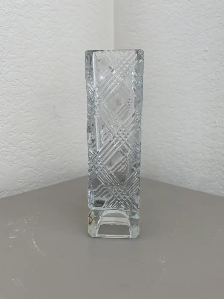 Vintage Avon Diamond Cut Crystal Vase