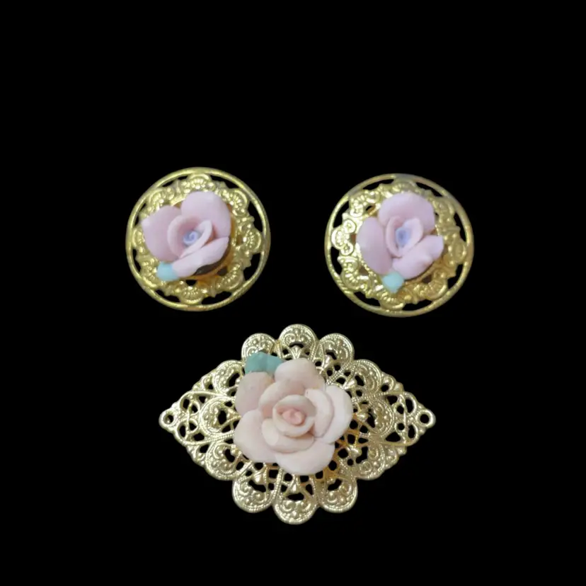 1928 Brand Pierced Earrings And Brooch Set