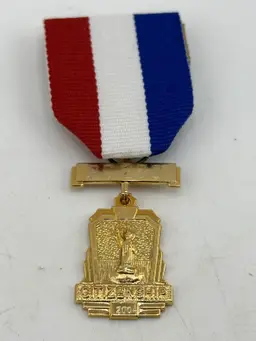 Citizenship 2004 medal PS 270 Ribbon Pin