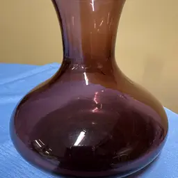 Blenko 429S squat Vase amethyst hand-blown glass 6.5” tall