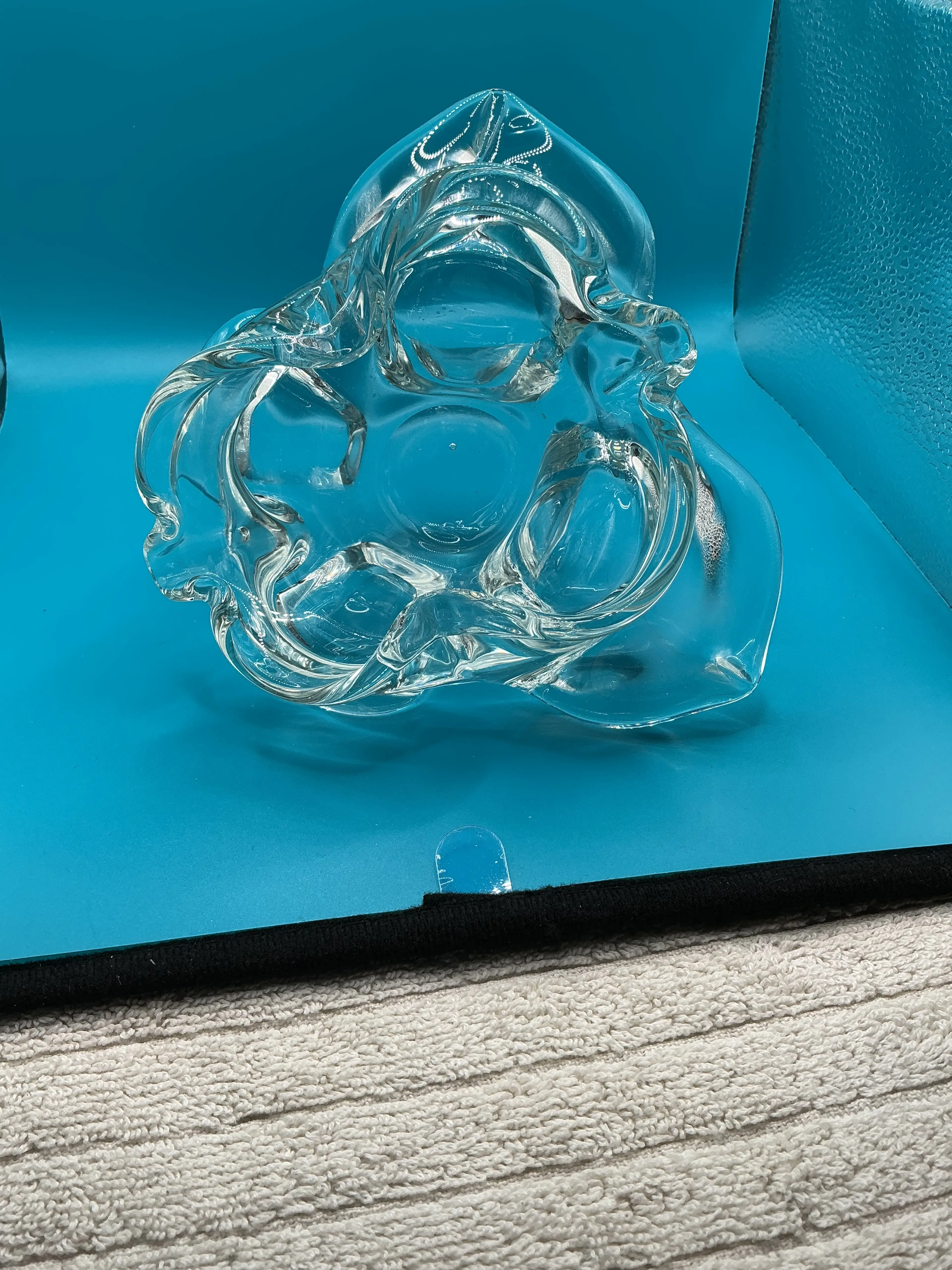 Image 2 of 2
