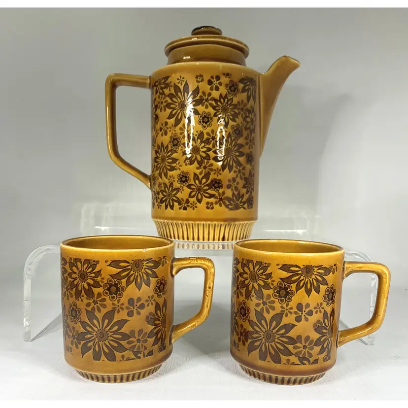 Ceramic Coffee Pot Mugs Set Cups Floral Vintage Retro Made Japan 70s Farmhouse