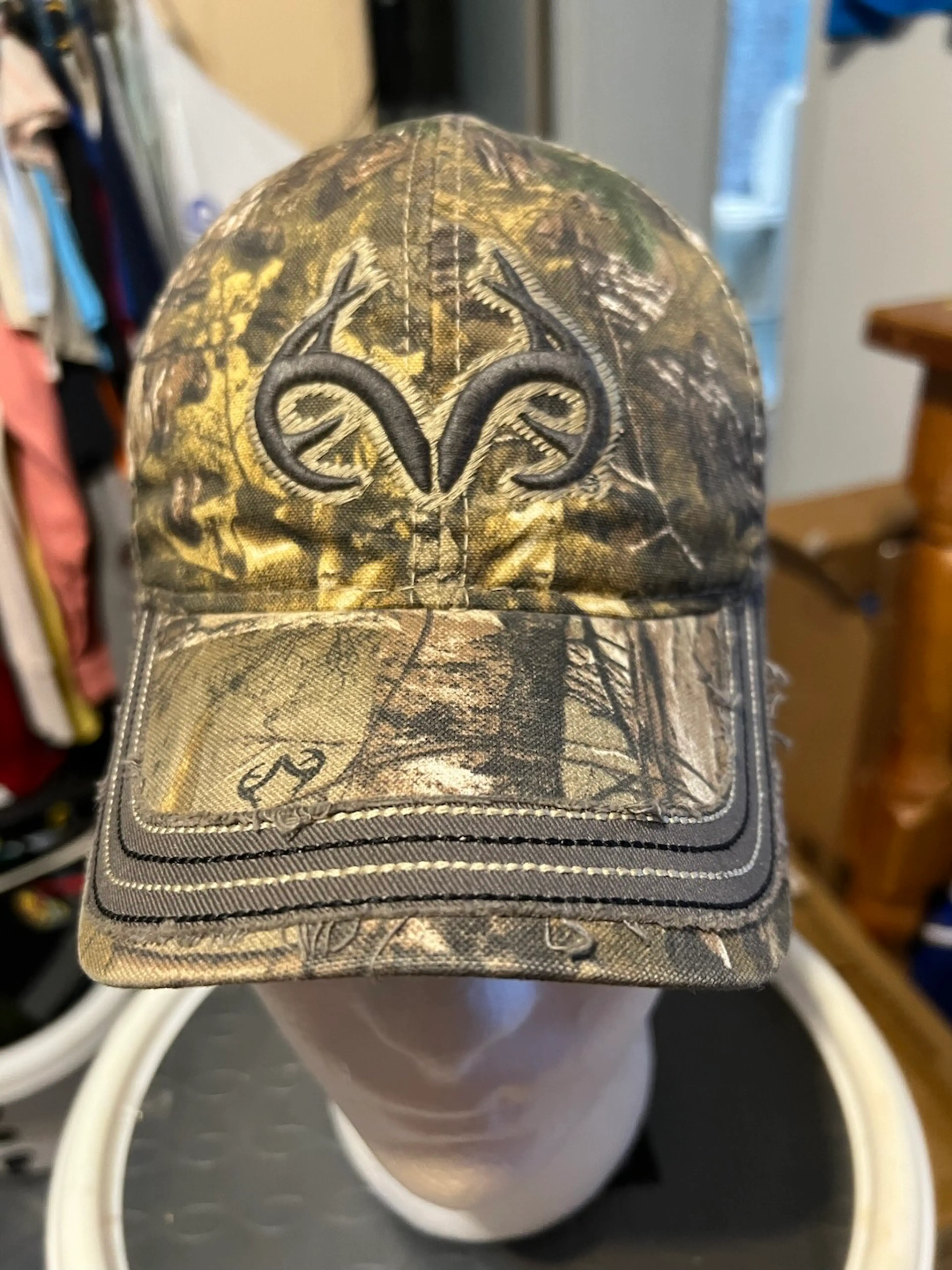 Image 1 of 6