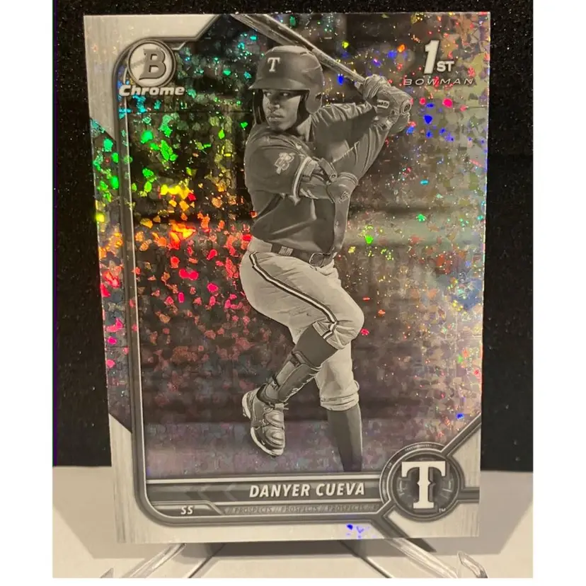 2022 Bowman Chrome Danyer Cueva 1st Bowman Black White Mini Diamond Royals 