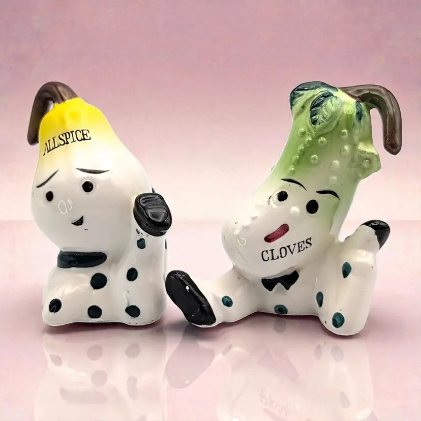Vtg Japan Anthropomorphic "Allspice" Pear & "Cloves" Pickle Ceramic Spice Shaker