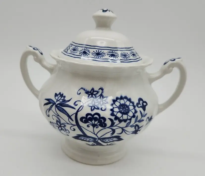 Blue Nordic by J&G Meakin Classic Covered Sugar Bowl English Ironstone 5.5"H x6"L