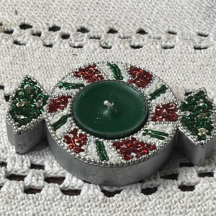 Vintage Pier 1 Nos Beaded Peppermint, Candy Shape, Tea Light Holder 4.25" X 3" X .5"