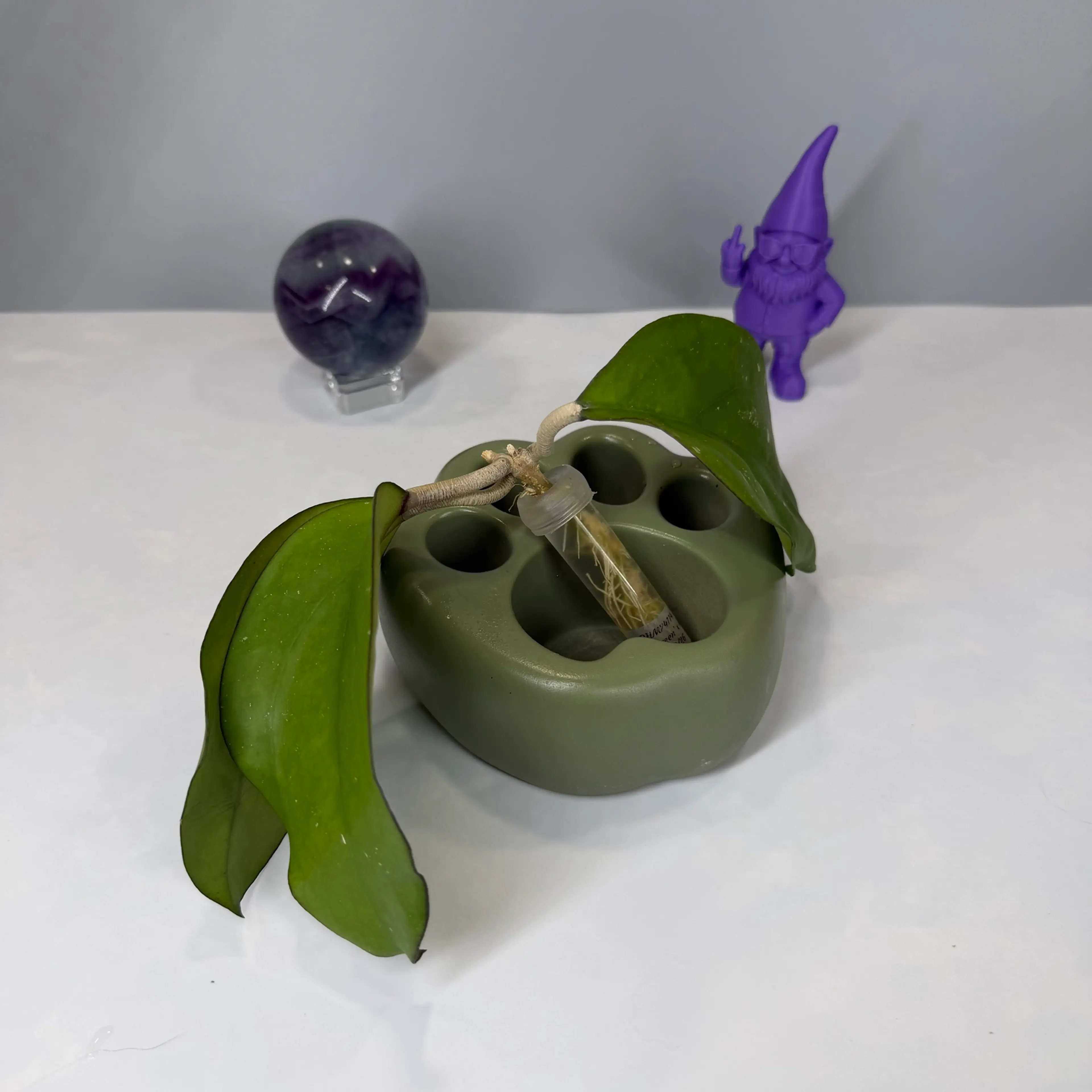 Image 3 of 3