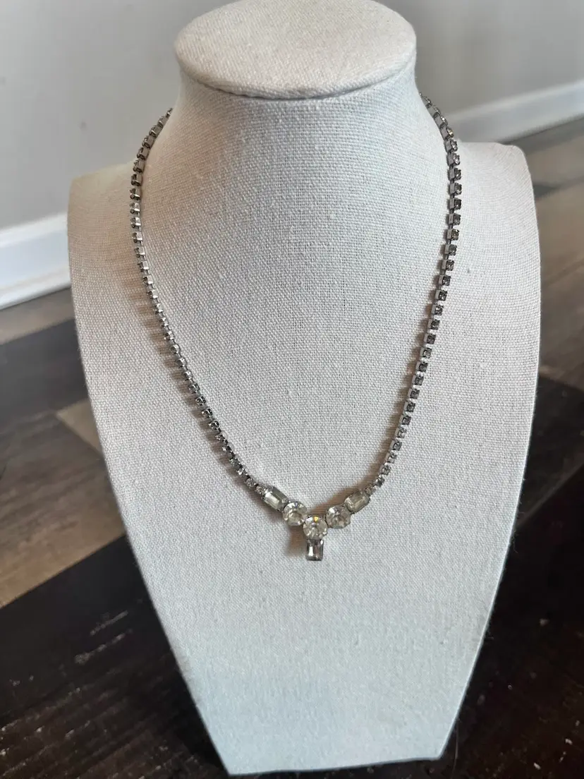 Vintage Rhinestone Necklace