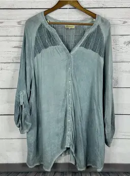 Democracy Womens 3X Blue Button Chambray Ls Roll Up