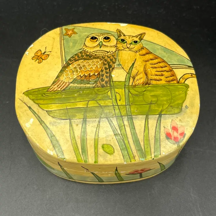 Vtg 1979 CAROLYN BARFORD KASHMIR TRINKET BOX Owl and Pussy Cat Wood Lacquer