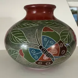 Handpainted Sgrafitto Pottery Vase Butterfly Flower Leaves Ctrl Amer 6" X 3" lip