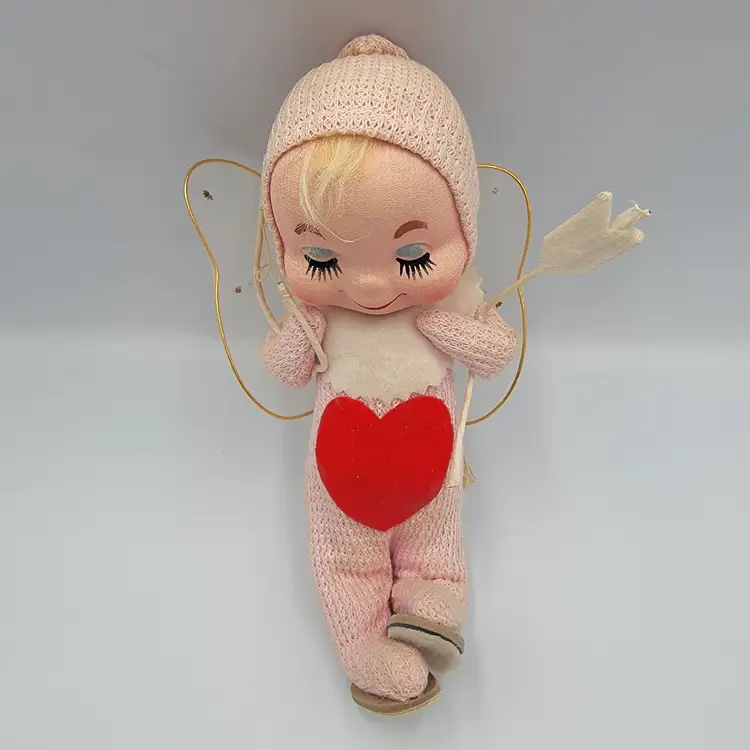 #14 Gunderful Creations Angel Cupid Valentine Stockinette