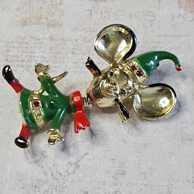 BJ Bobble Head Christmas Mouse Missing Stones