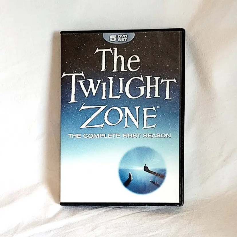 The Twilight Zone: The Complete First Season – 5-DVD Set – 36 Classic Episodes